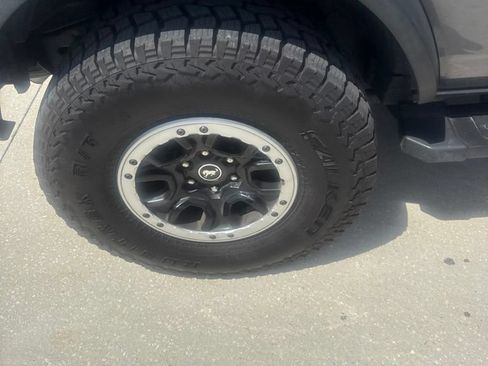 Used 2021 Ford Bronco Outer Banks w/ Sasquatch Package AWD/4WD image 19