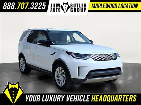 Used 2024 Land Rover Discovery S image 6