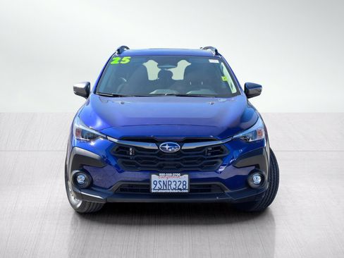 Used 2025 Subaru Crosstrek 2.0i Premium AWD/4WD image 2