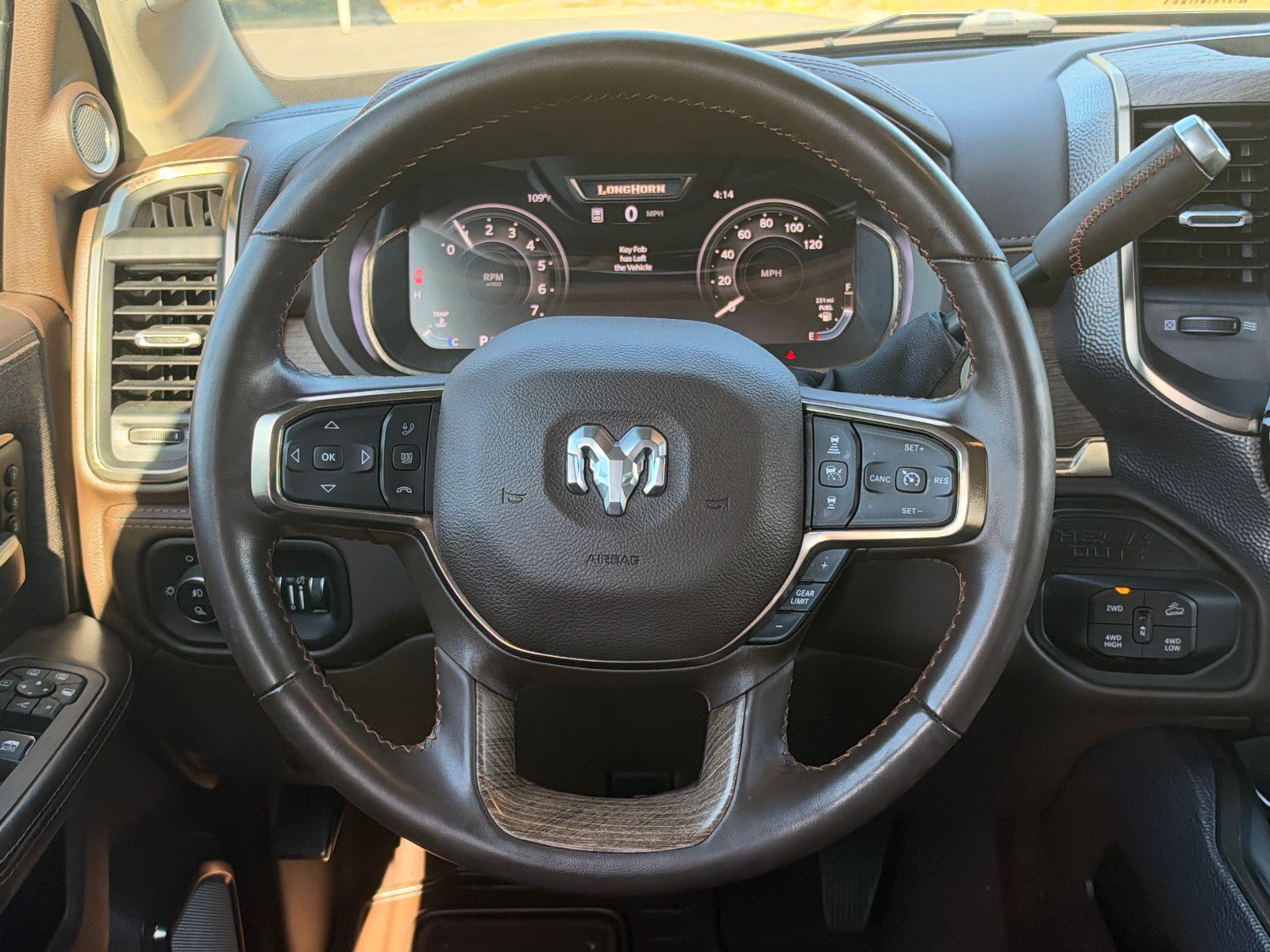 Used 2025 RAM 2500 Limited AWD/4WD image 24