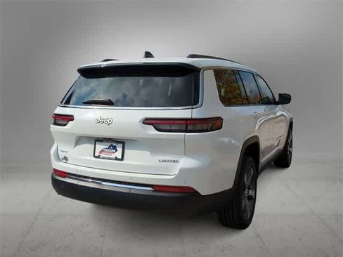 New 2025 Jeep Grand Cherokee L Limited image 8