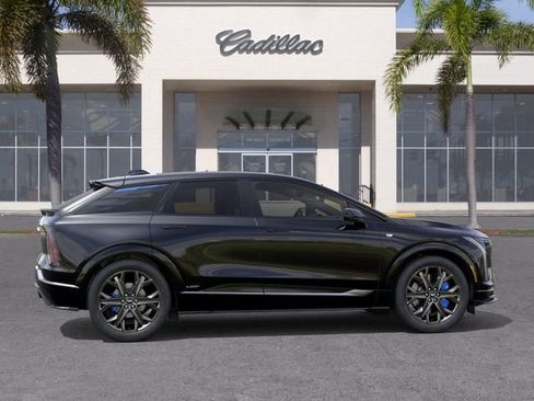 New 2026 Cadillac Optiq V AWD/4WD image 5