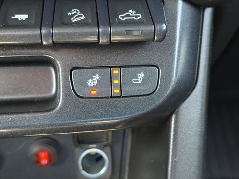 Used 2018 Chevrolet Colorado ZR2 AWD/4WD image 17