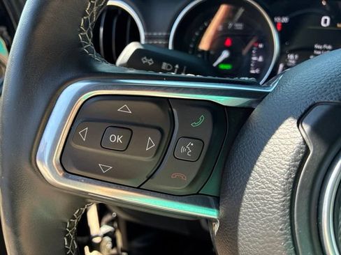 Used 2023 Jeep Wrangler Unlimited Sahara w/ Cold Weather Group AWD/4WD image 18