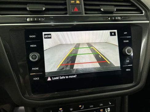 Certified 2023 Volkswagen Tiguan SE AWD/4WD image 15