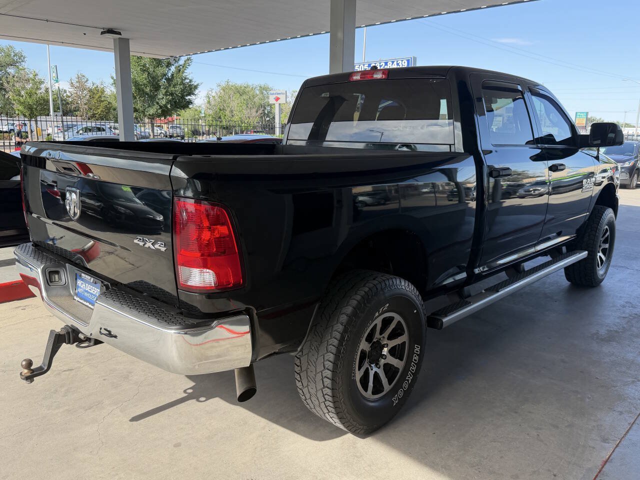 Used 2017 RAM 2500 Tradesman w/ Chrome Appearance Group AWD/4WD image 5