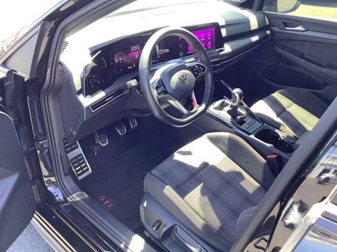 Used 2024 Volkswagen GTI SE FWD image 7