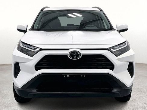 Used 2024 Toyota RAV4 XLE image 5