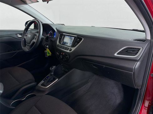 Used 2022 Hyundai Accent SEL FWD image 26