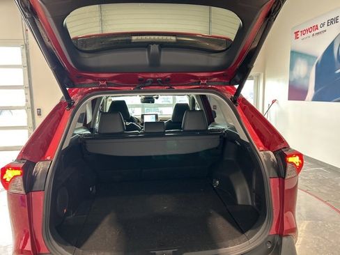 Used 2019 Toyota RAV4 Limited w/ Carpet Mat Package image 17