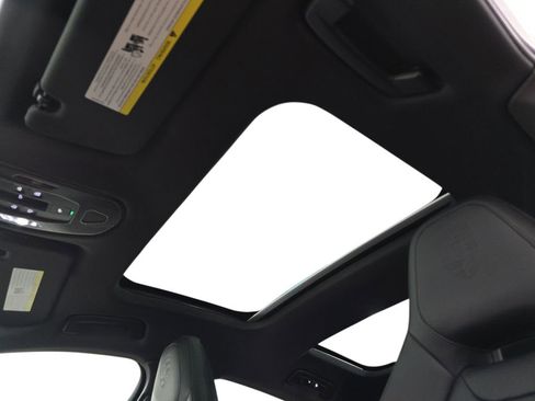 New 2025 Porsche Panamera 4 image 28