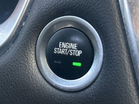 Used 2019 Chevrolet Traverse LT w/ LT Premium Package image 28