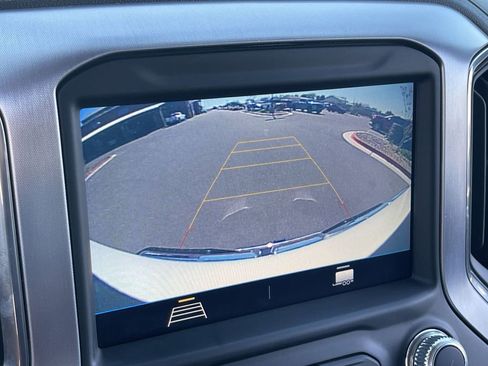 Used 2022 GMC Sierra 2500 SLE w/ SLE Value Package; image 15