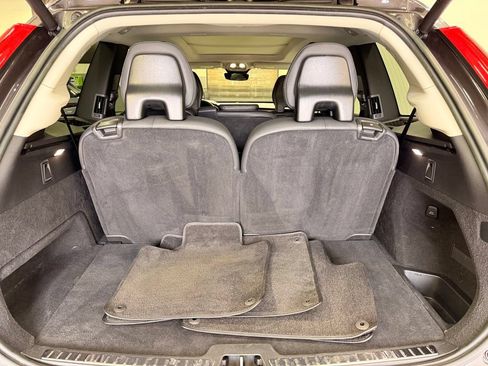 Used 2023 Volvo XC90 B5 Plus AWD/4WD image 24