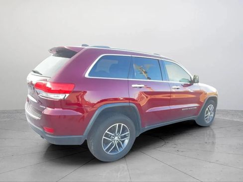 Used 2017 Jeep Grand Cherokee Limited image 13