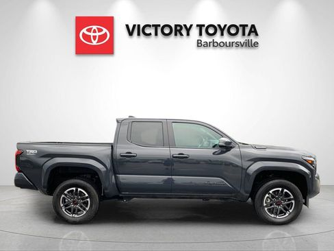 Used 2024 Toyota Tacoma TRD Sport w/ TRD Sport Upgrade Package AWD/4WD image 6
