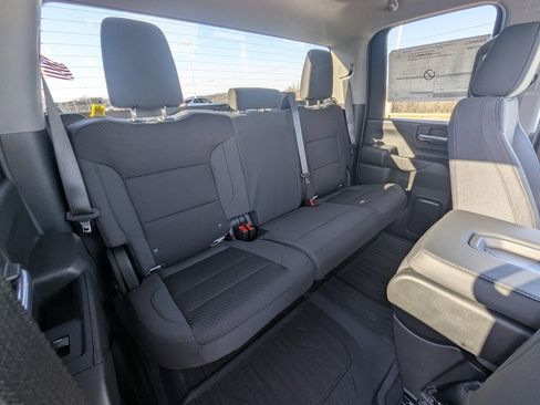 New 2026 GMC Sierra 2500 Pro w/ Convenience Package image 17