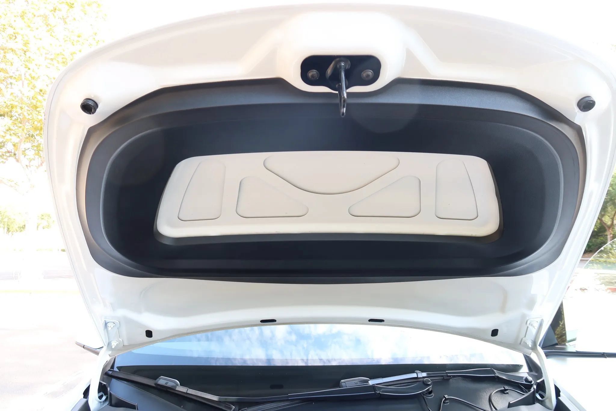 Used 2021 Tesla Model Y Long Range AWD/4WD image 34