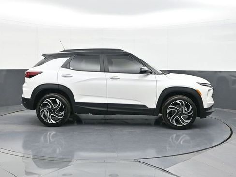 New 2026 Chevrolet TrailBlazer RS w/ Convenience Package AWD/4WD image 16