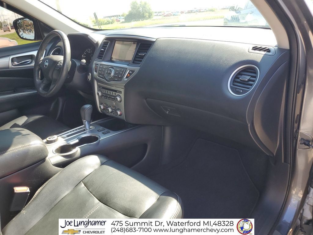 Used 2018 Nissan Pathfinder SL w/ Midnight Edition Package AWD/4WD image 29