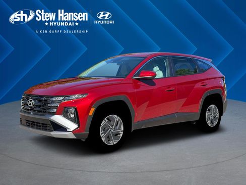 New 2026 Hyundai Tucson Blue SE image 2