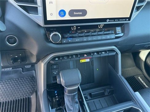 Used 2022 Toyota Tundra Limited image 21