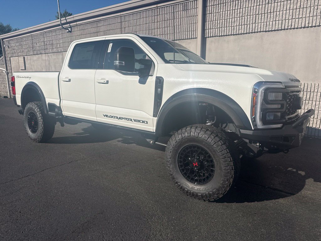 New 2026 Ford F250 Lariat w/ Black Appearance Package AWD/4WD image 5