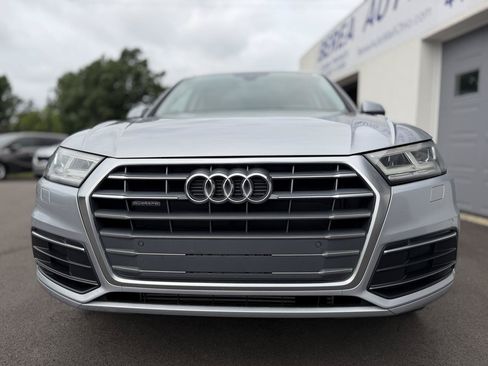 Used 2018 Audi Q5 2.0T Premium Plus w/ Premium Plus Package AWD/4WD image 3