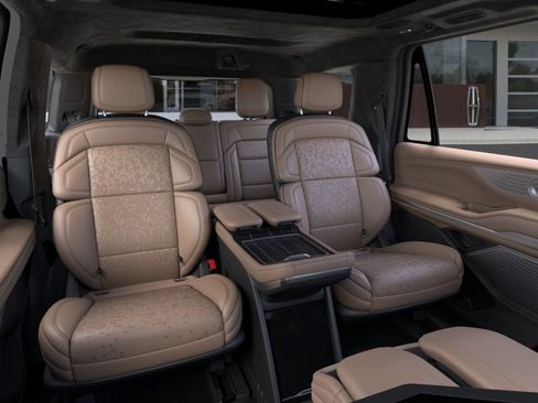 New 2026 Lincoln Navigator Black Label AWD/4WD image 11