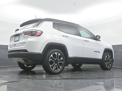 Used 2022 Jeep Compass Limited AWD/4WD image 49