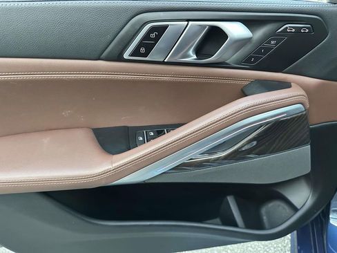 Used 2023 BMW X6 xDrive40i w/ M Sport Package image 17