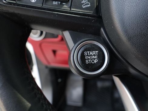 Used 2021 Alfa Romeo Stelvio Ti w/ Nero Edizione image 44