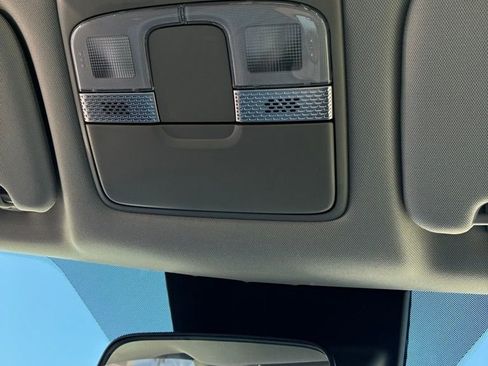 Used 2023 Kia Telluride S image 43