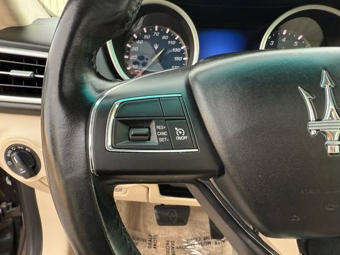 Used 2015 Maserati Ghibli S image 19