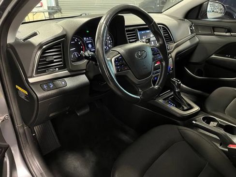 Used 2018 Hyundai Elantra Value Edition FWD image 19
