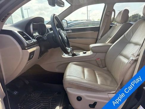 Used 2018 Jeep Grand Cherokee Limited AWD/4WD image 12