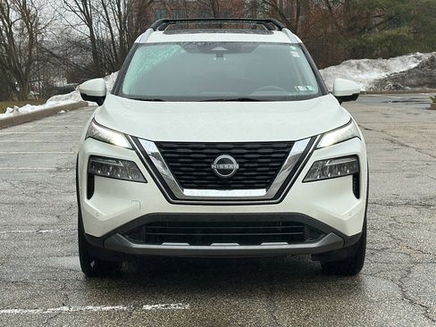 Certified 2023 Nissan Rogue SL w/ SL Premium Package image 3