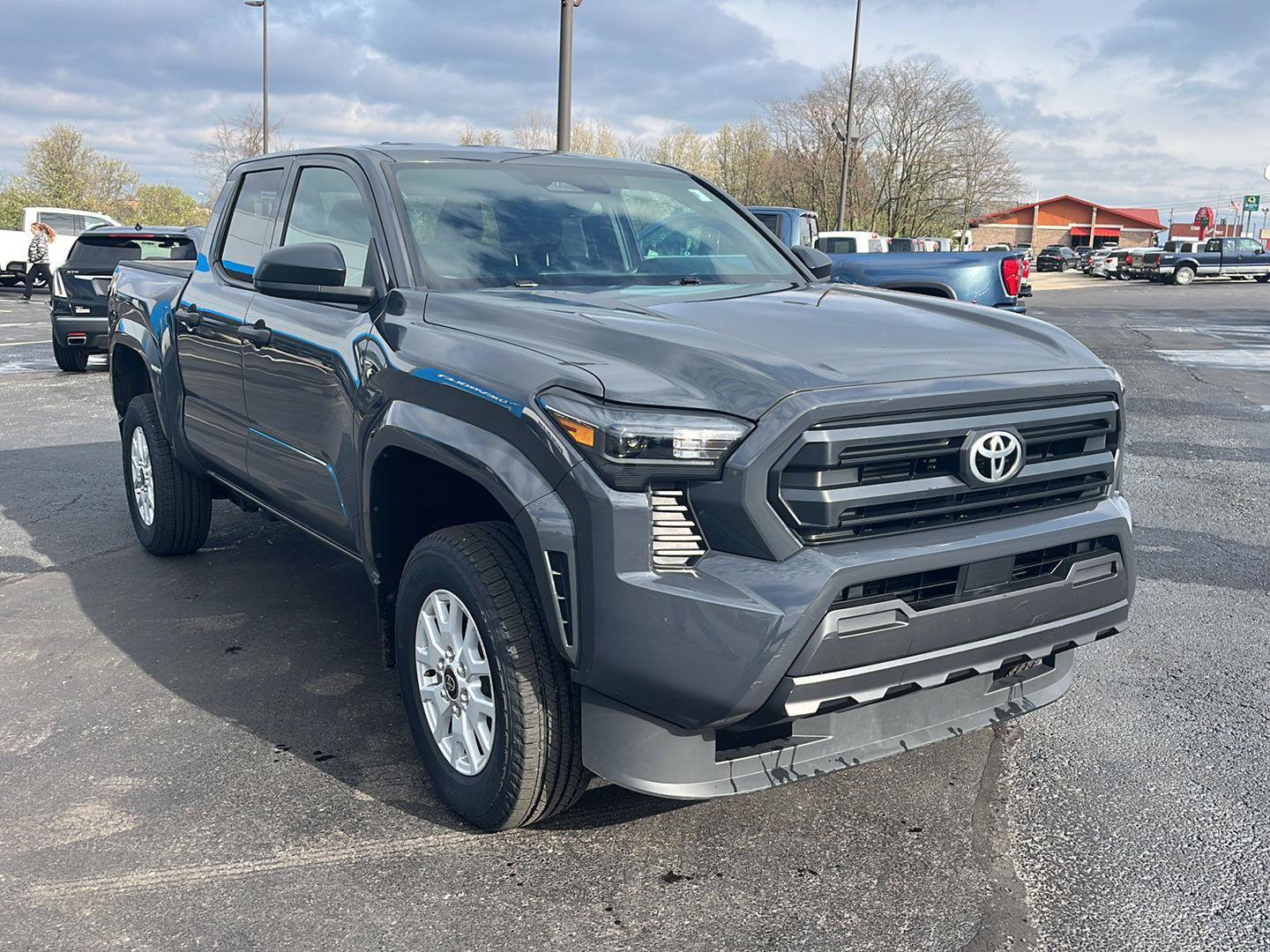 Used 2024 Toyota Tacoma SR AWD/4WD image 7