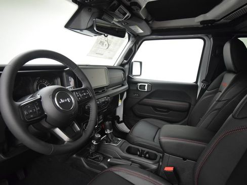 New 2026 Jeep Wrangler Unlimited Rubicon AWD/4WD image 36