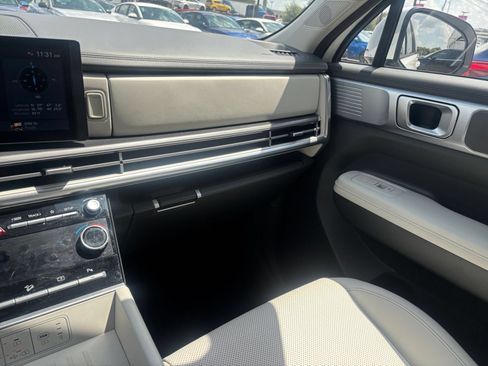 Used 2026 Hyundai Santa Fe SEL FWD image 36