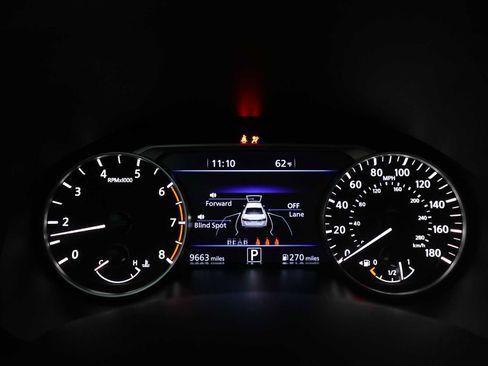 Used 2024 Nissan Altima 2.0 SR FWD image 19