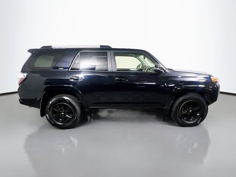 Used 2021 Toyota 4Runner SR5 Premium w/ Moonroof Package AWD/4WD image 3