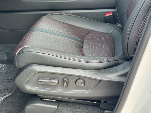 New 2026 Honda Pilot Black Edition image 14