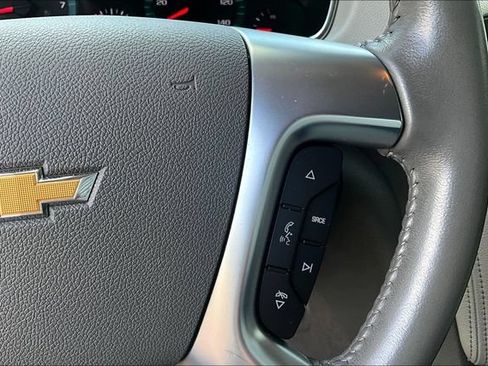 Used 2016 Chevrolet Traverse LT FWD image 12