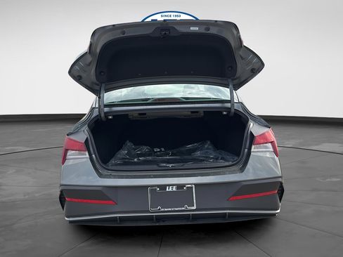 New 2026 Hyundai Elantra Sport FWD image 20