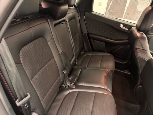 Certified 2025 Ford Escape ST-Line Elite w/ Tech Pack #2 image 32