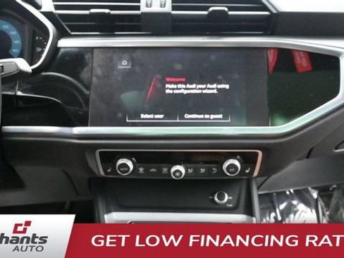 Used 2022 Audi Q3 2.0T Premium w/ Convenience Package AWD/4WD image 17