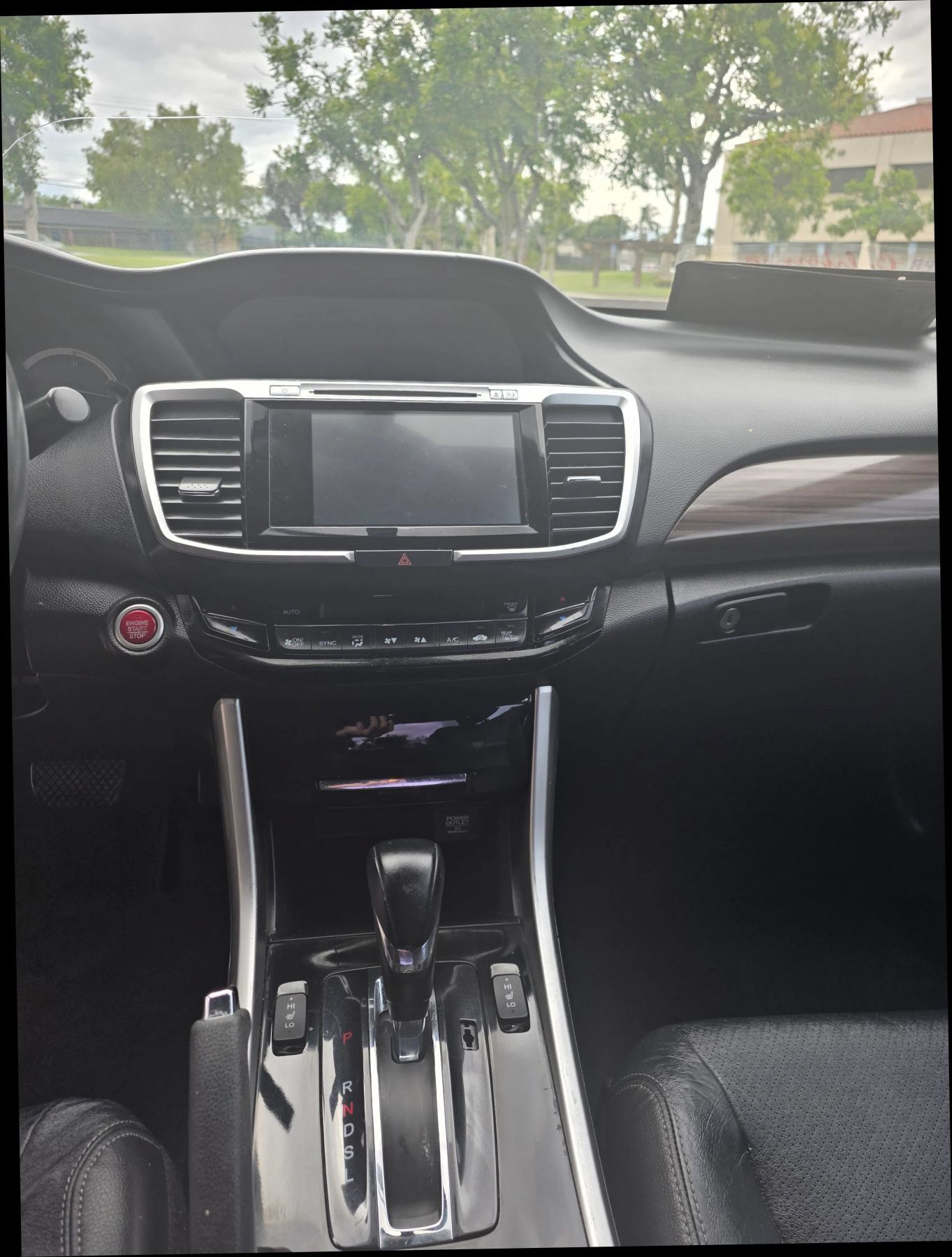 Used 2017 Honda Accord EX-L image 24