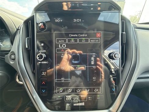 New 2025 Subaru Crosstrek 2.5i Limited w/ Crosstrek Mirror Package image 19