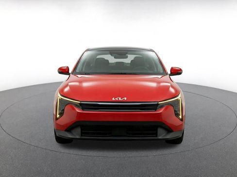 Used 2025 Kia K4 FWD image 2